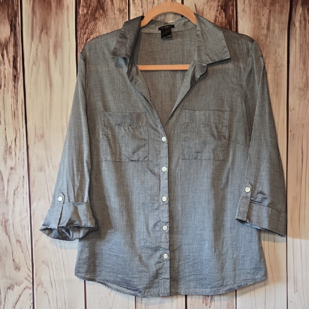 Ann Taylor Gray Button-Down Shirt
